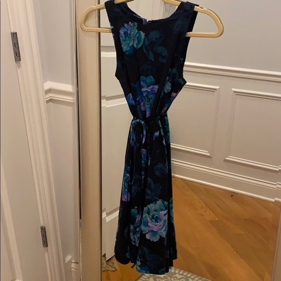 Dress - Picture 1 of 3